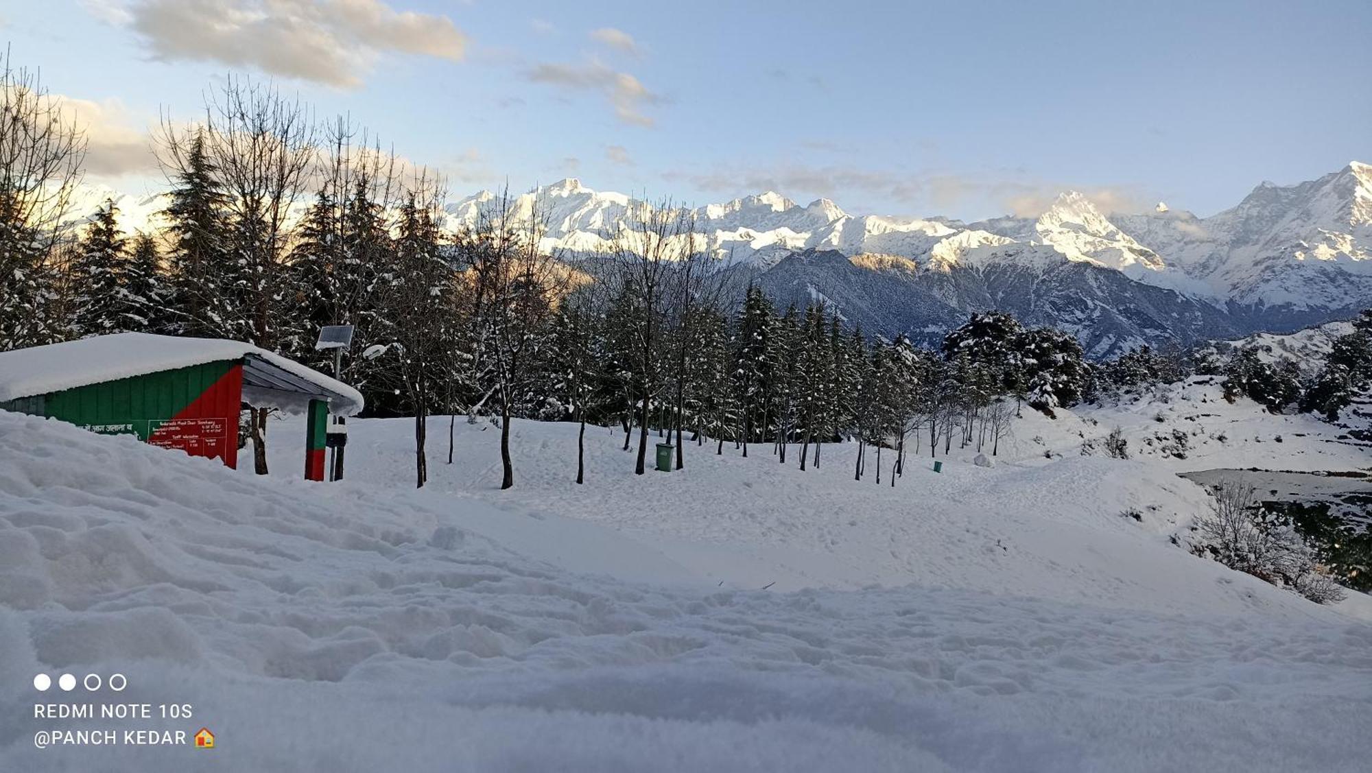 Mayur Homestay Ukhimath Екстериор снимка