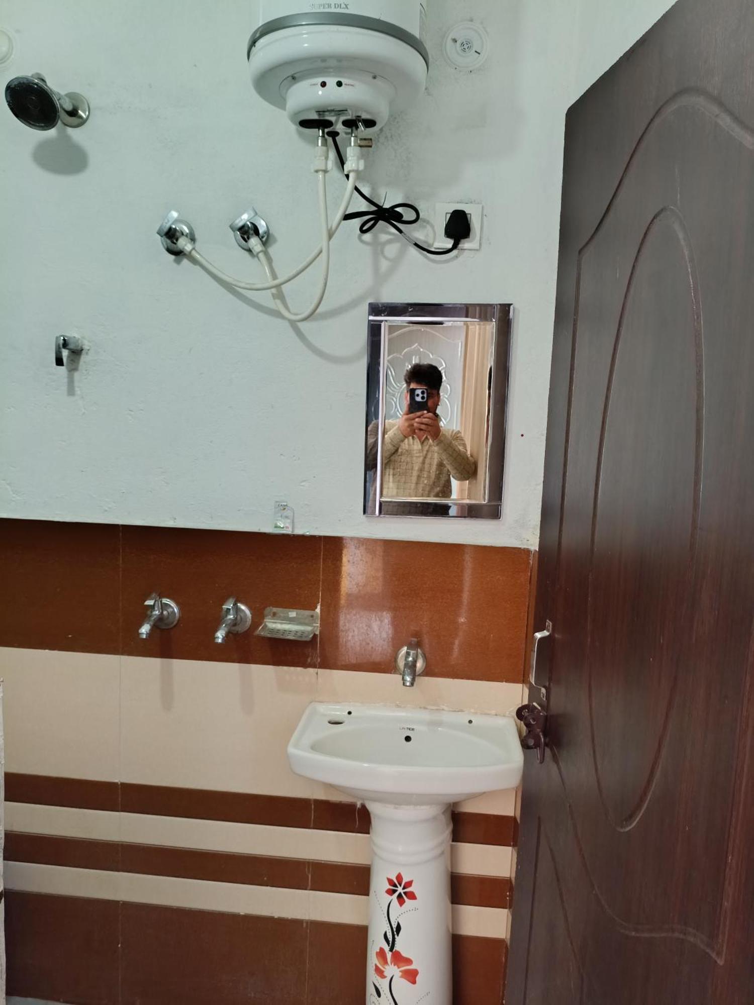Mayur Homestay Ukhimath Екстериор снимка