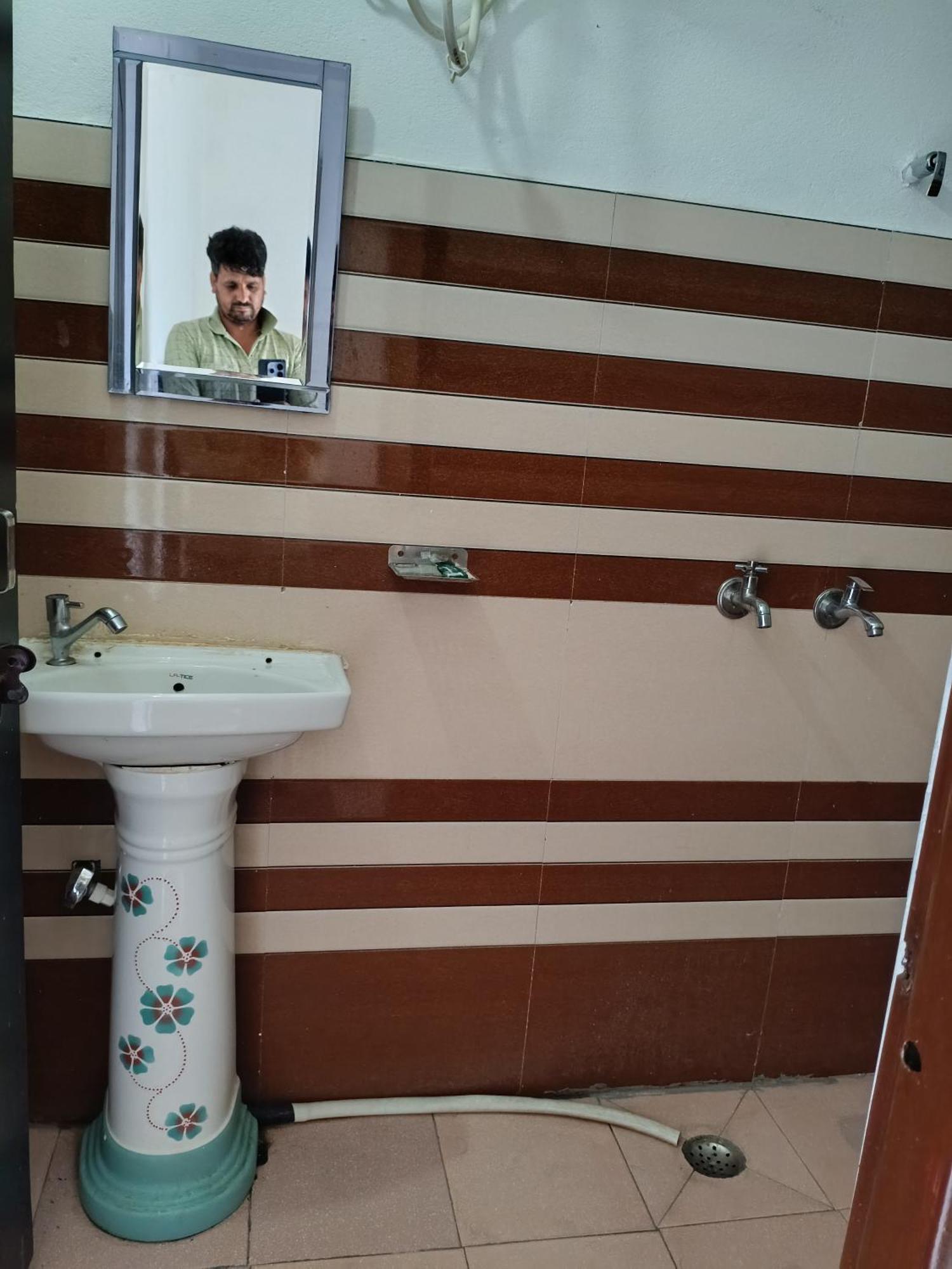 Mayur Homestay Ukhimath Екстериор снимка